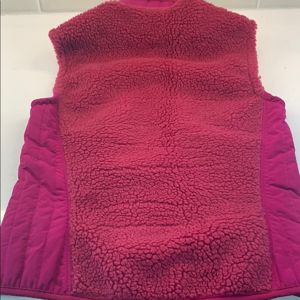 Women’s Pink Patagonia Vest - Picture 4 of 4
